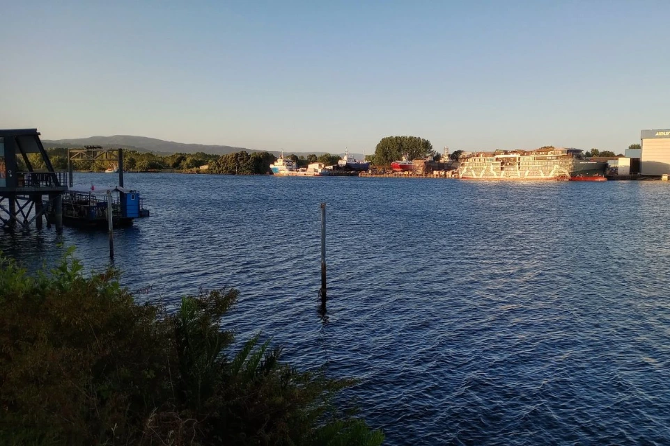 Valdivia río al atardecer